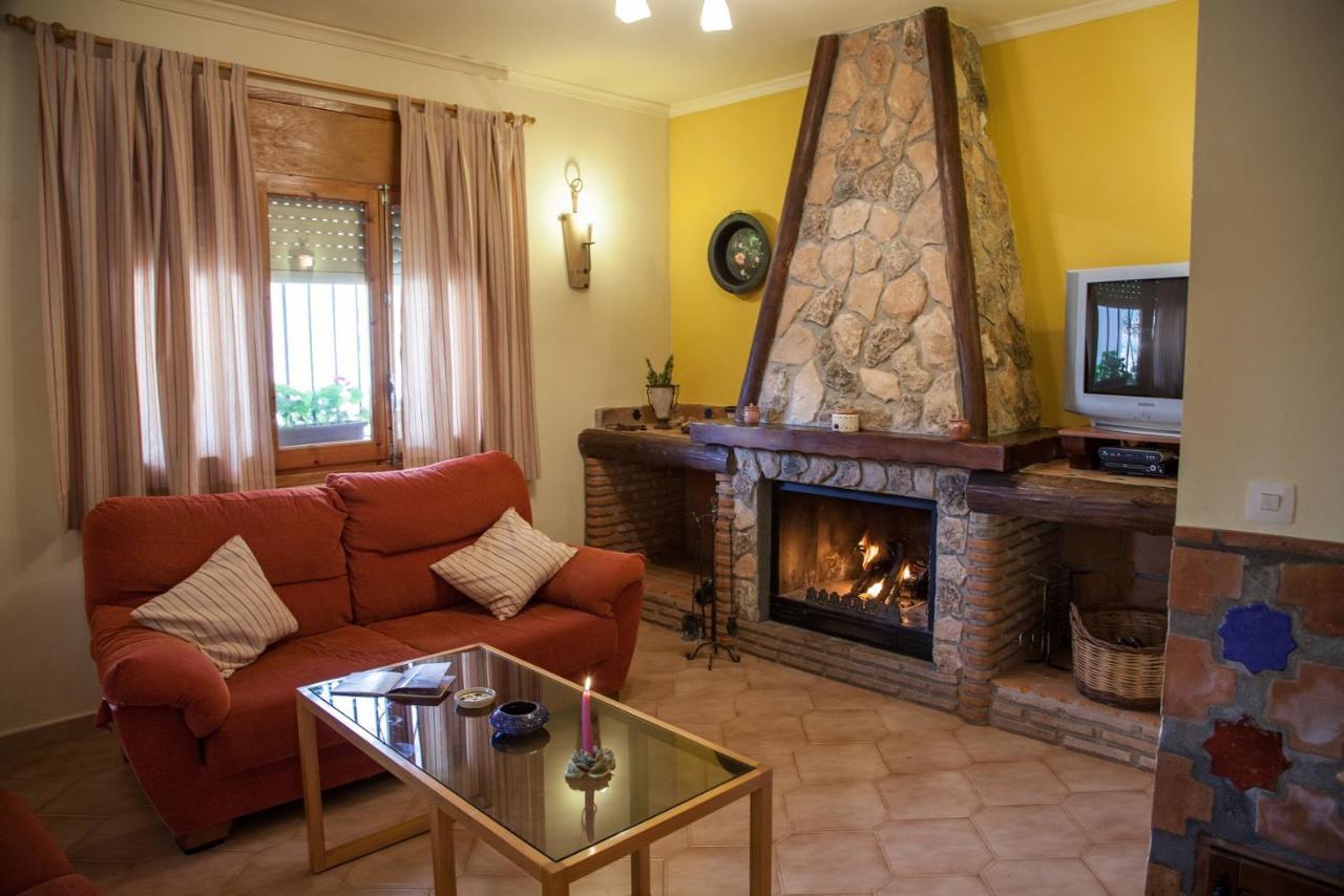 Apartamentos La Granja Hinojares Bagian luar foto